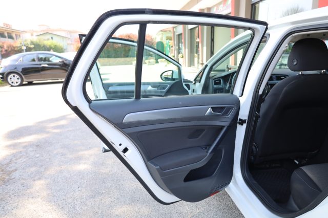 VOLKSWAGEN Golf usata, con Ruota di riserva