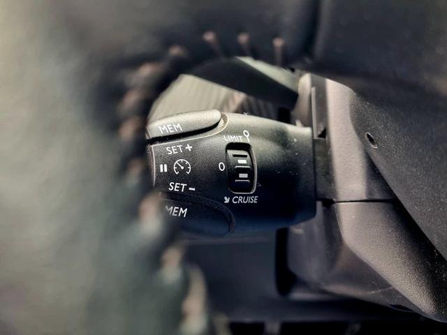 PEUGEOT 208 usata, con Boardcomputer