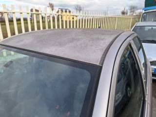 TOYOTA Yaris usata, con Airbag laterali