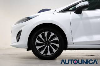 FORD Fiesta usata, con Fari LED