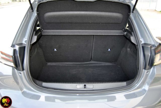 PEUGEOT 208 usata, con Servosterzo