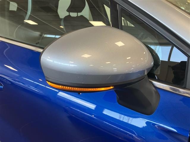 RENAULT Captur usata, con Sensori di parcheggio posteriori