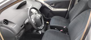 TOYOTA Yaris usata, con Lettore CD