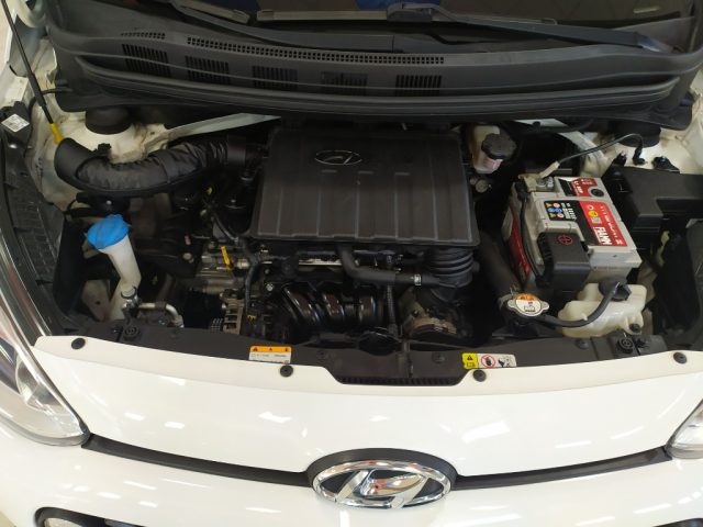 HYUNDAI i10 usata, con USB