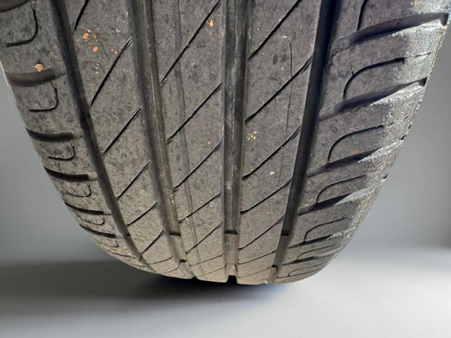 VOLKSWAGEN Caddy usata, con Frenata d