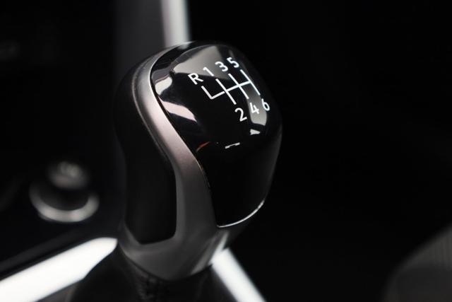 VOLKSWAGEN T-Roc usata, con Isofix