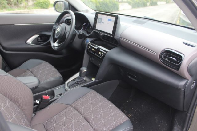 TOYOTA Yaris Cross usata, con Climatizzatore