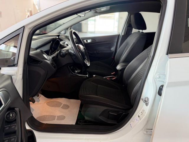 FORD Fiesta usata, con Chiusura centralizzata