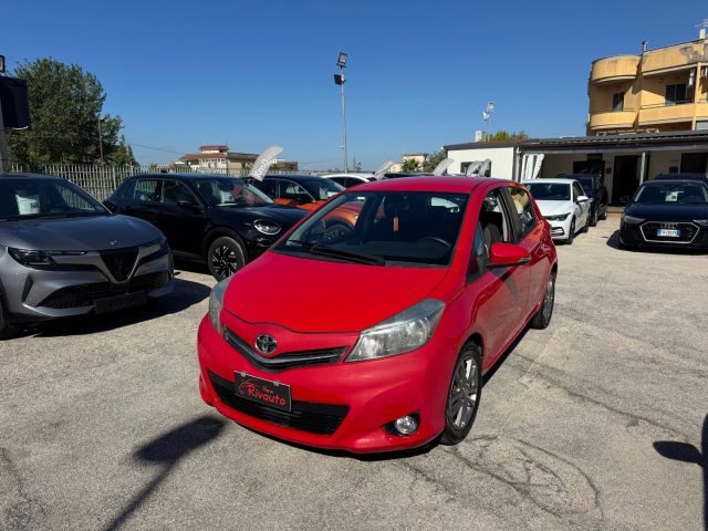 TOYOTA Yaris usata, con Airbag