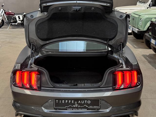 FORD Mustang usata, con USB