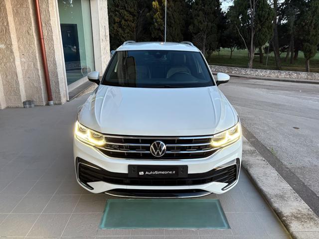VOLKSWAGEN Tiguan usata, con Airbag
