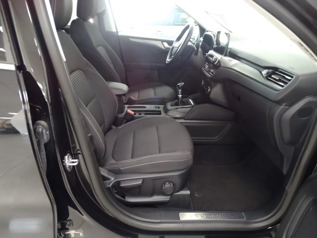 FORD Kuga usata, con Sistema di navigazione