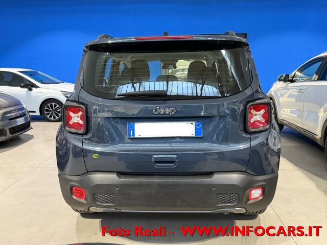 JEEP Renegade usata, con USB