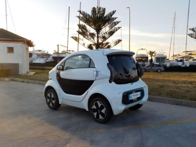 XEV Yoyo usata, con Chiusura centralizzata