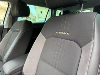 VOLKSWAGEN Passat Alltrack usata, con Airbag testa