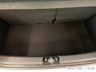 HYUNDAI i10 usata, con Touch screen