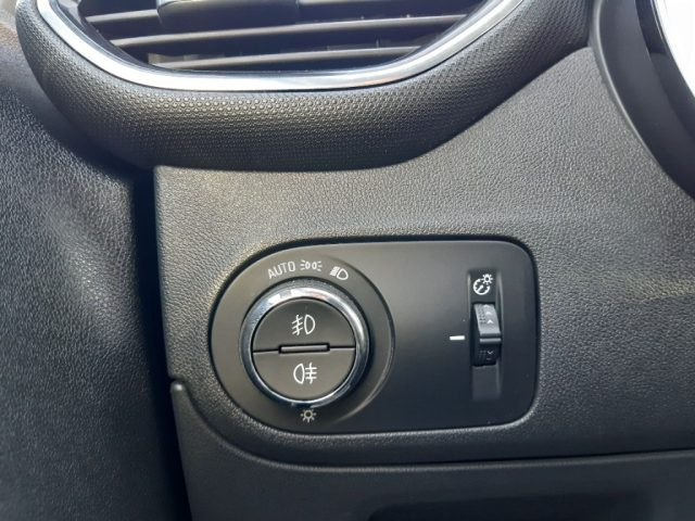 OPEL Crossland X usata, con USB