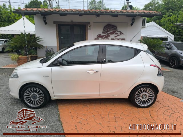 LANCIA Ypsilon usata, con Airbag