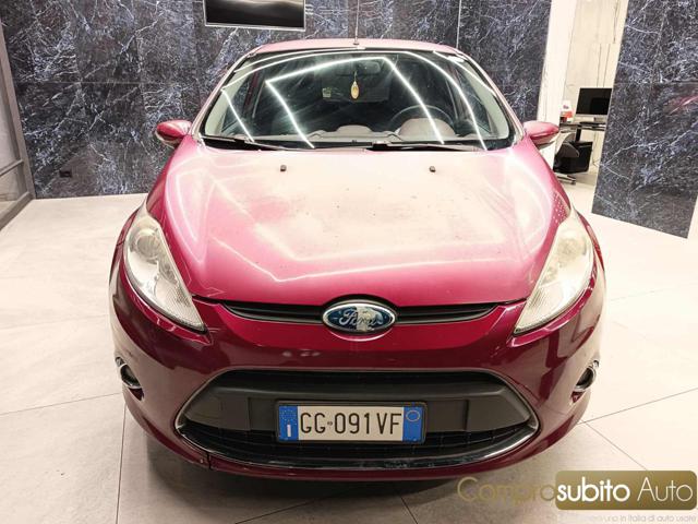 FORD Fiesta usata, con ABS