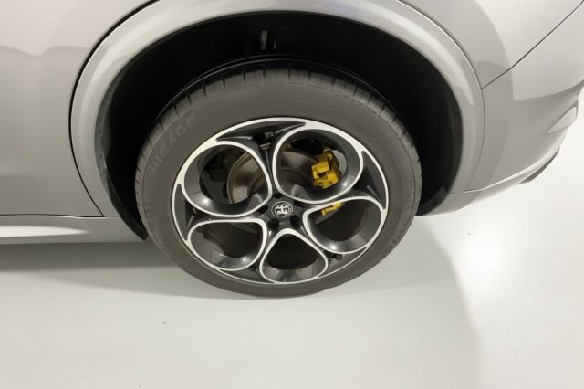ALFA ROMEO Stelvio usata, con Cerchi in lega