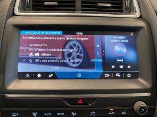 JAGUAR E-Pace usata, con Volante multifunzione