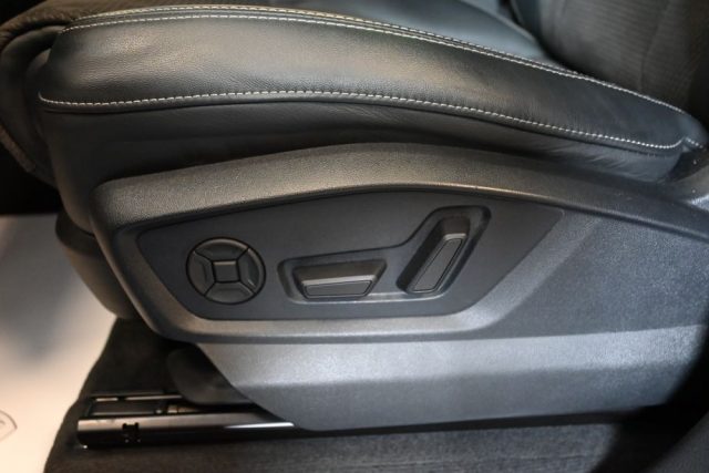 AUDI Q8 usata 55