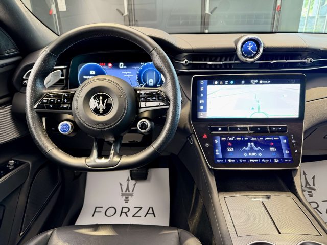 MASERATI Grecale usata, con USB