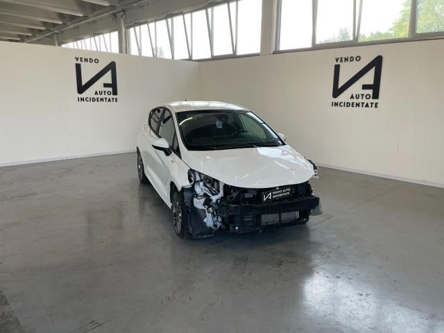 FORD Fiesta usata, con ABS