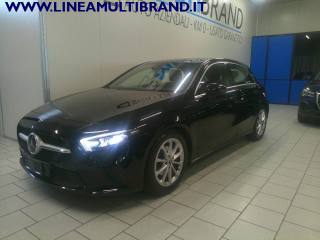 MERCEDES-BENZ A 180 usata, con Leve al volante