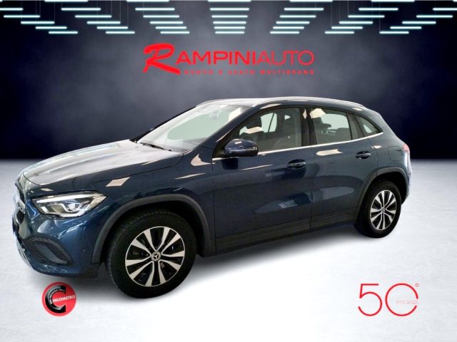 MERCEDES-BENZ GLA 180 usata 12
