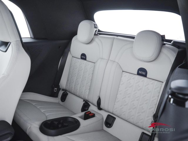 MINI Cabrio usata 9