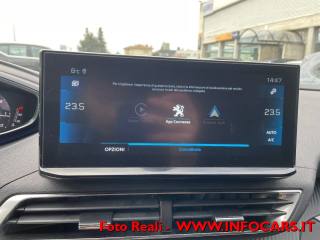 PEUGEOT 3008 usata, con Volante in pelle