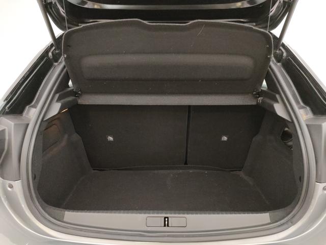 OPEL Corsa usata, con Touch screen