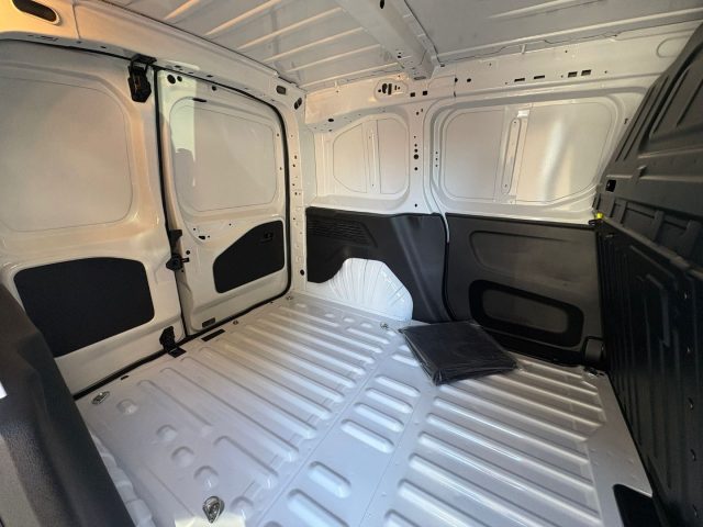 OPEL Combo usata, con Fendinebbia