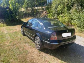 VOLKSWAGEN Passat usata, con Airbag