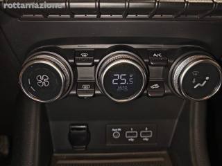 RENAULT Captur usata, con Servosterzo