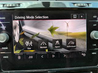 VOLKSWAGEN Golf GTI usata, con Park Distance Control