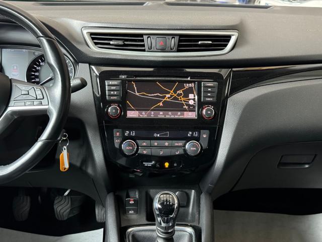 NISSAN Qashqai usata, con Controllo automatico clima