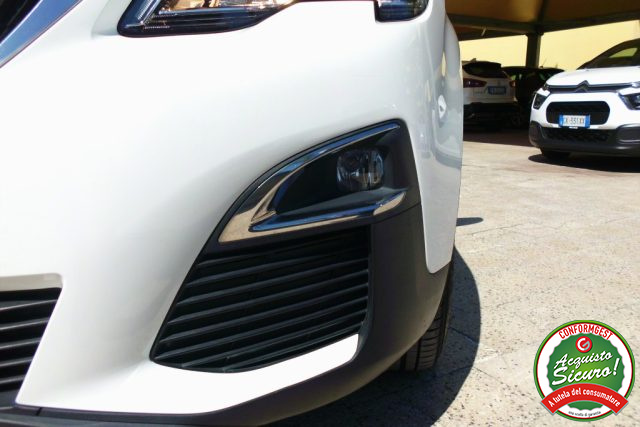 PEUGEOT 3008 usata, con Vivavoce