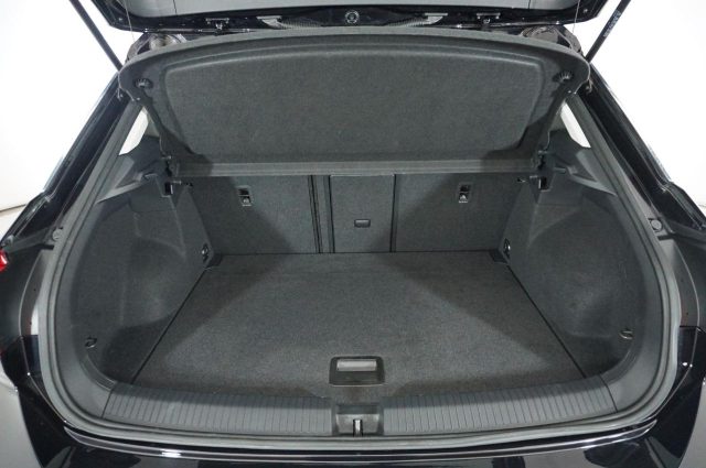 VOLKSWAGEN T-Roc usata, con ESP