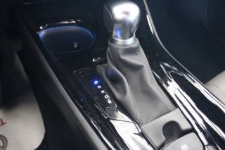 TOYOTA C-HR usata, con Sedile posteriore sdoppiato