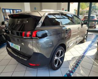 PEUGEOT 5008 usata, con Fendinebbia