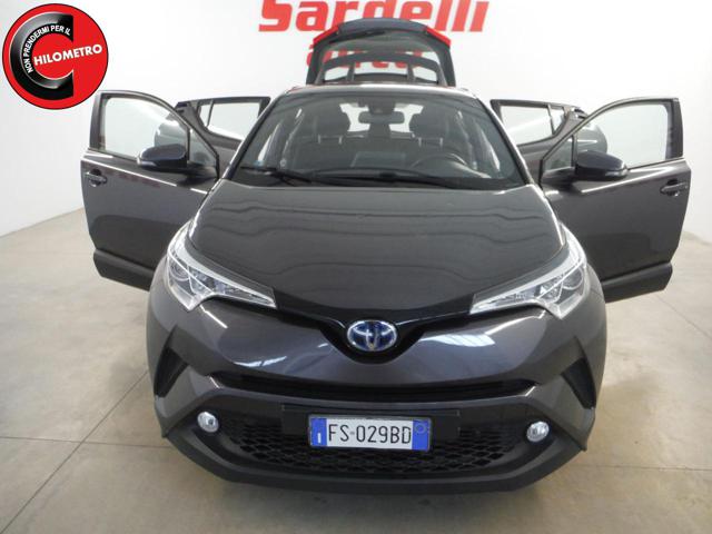TOYOTA C-HR usata, con Autoradio