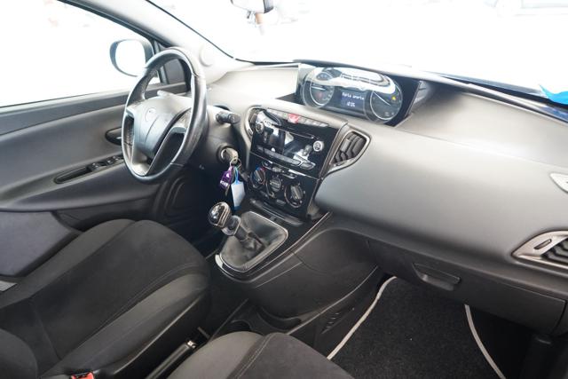 LANCIA Ypsilon usata 21