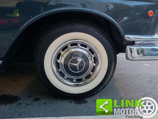 MERCEDES-BENZ 220 usata 34