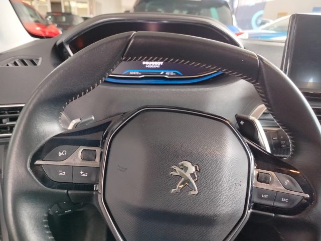 PEUGEOT 3008 usata, con Sensore di luce