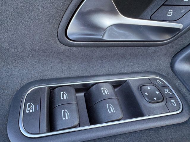 MERCEDES-BENZ CLA 200 usata, con Sistema di navigazione