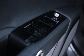 MASERATI Grecale usata, con Volante in pelle