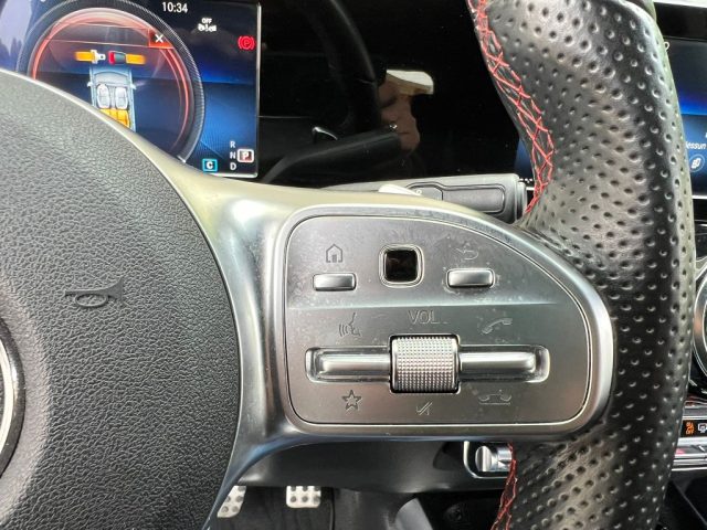 MERCEDES-BENZ GLA 200 usata 18