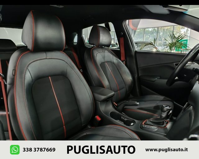 HYUNDAI Kona usata, con Bracciolo